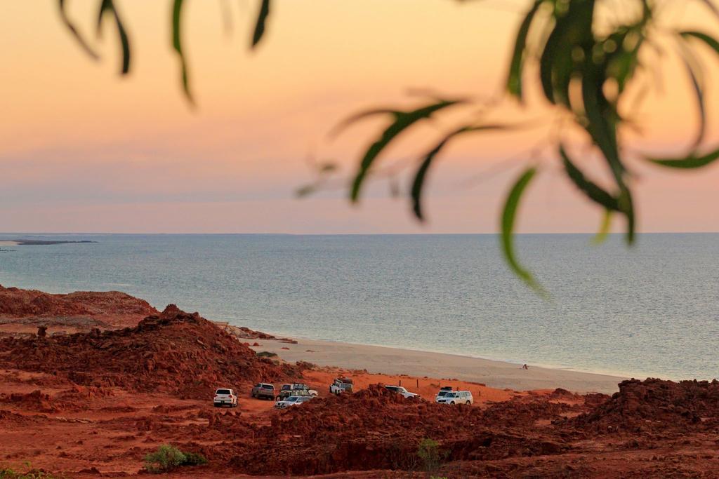 Отель Kooljaman Dampier Peninsula Экстерьер фото